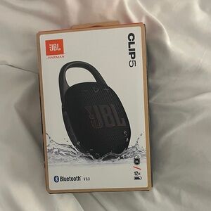 JBL Clip 5 Bluetooth Speaker - Black